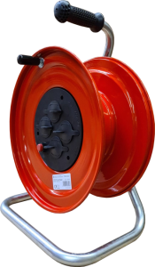 TAMBUR METALIC CU 4x16A PRIZE SCHUKO, INTRERUPATOR, PROTECTIE TERMICA, FARA
CABLU, 3X2.5mm, 40m