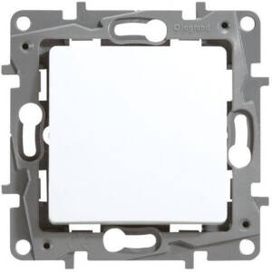 Intrerupator simplu alb Niloe Legrand