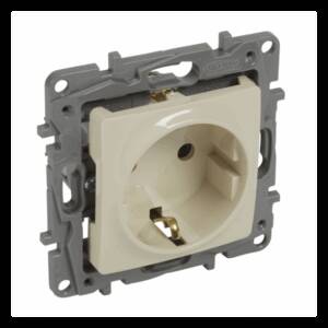 Priza Schuko Niloe ivoar 16A, Legrand